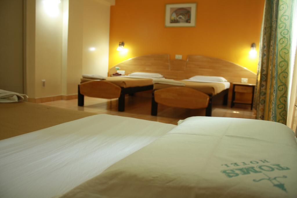 Tom'S Hotel Bangalore Exterior photo
