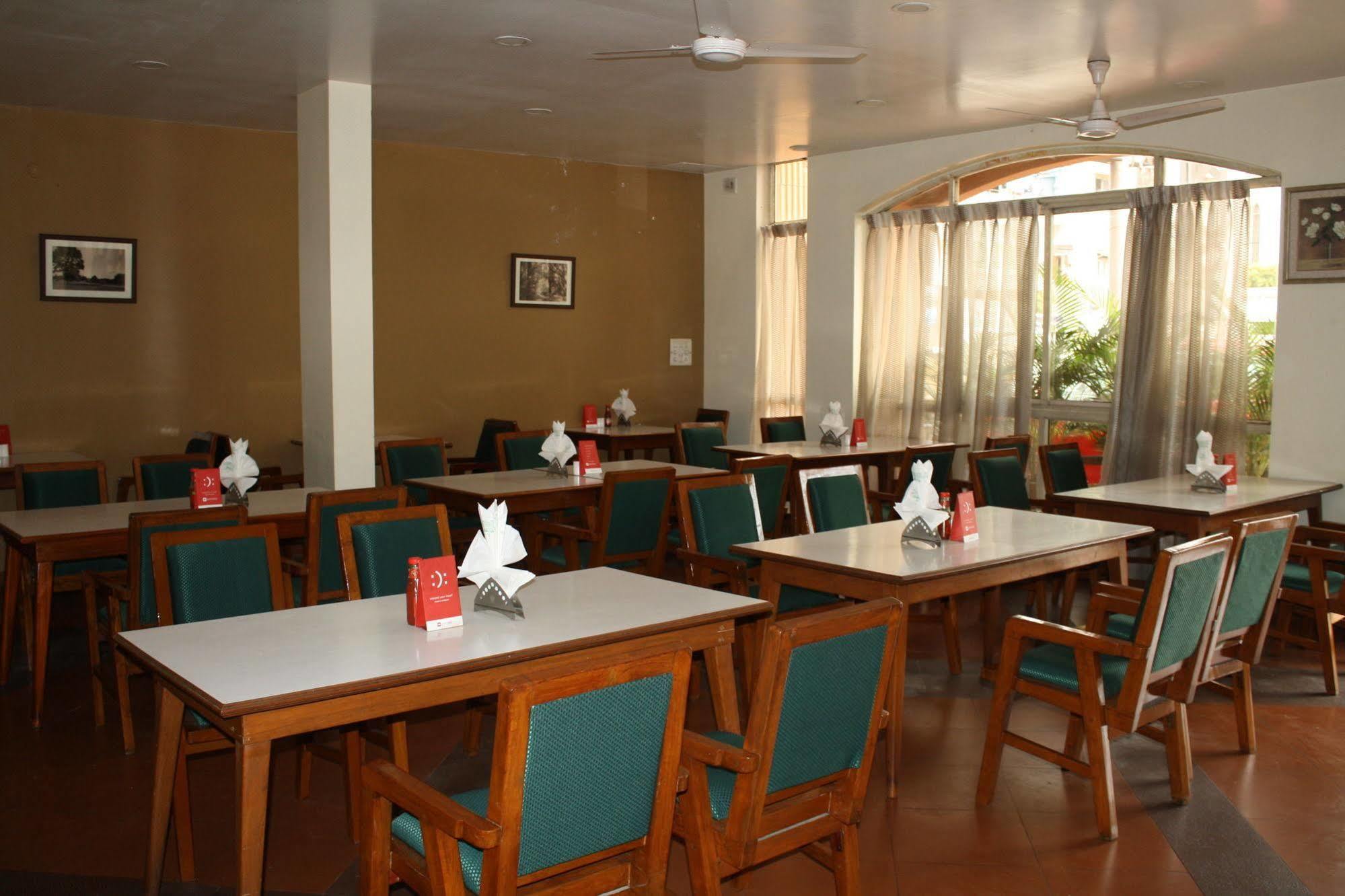 Tom'S Hotel Bangalore Exterior photo
